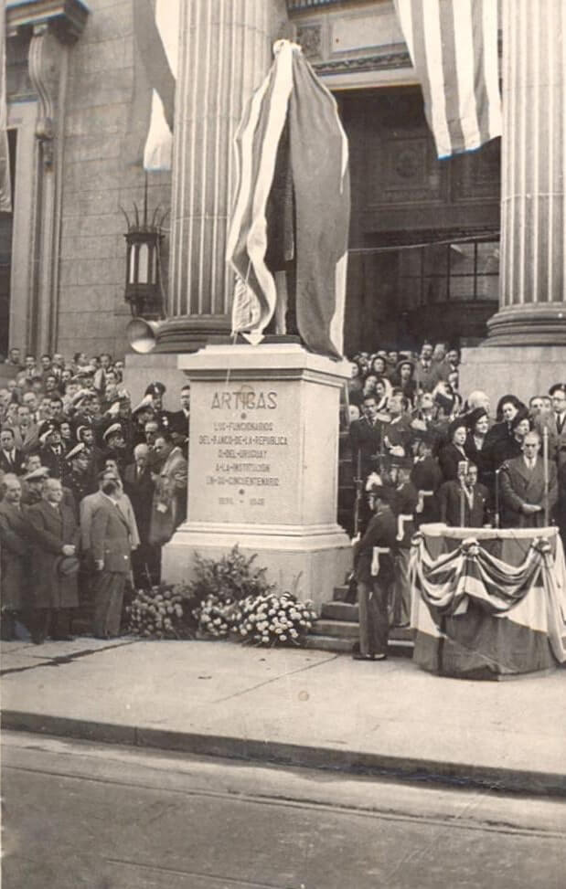 J. Luis Zorrilla de San Martin - Inauguración Artigas de Casa Central - Junio 1949